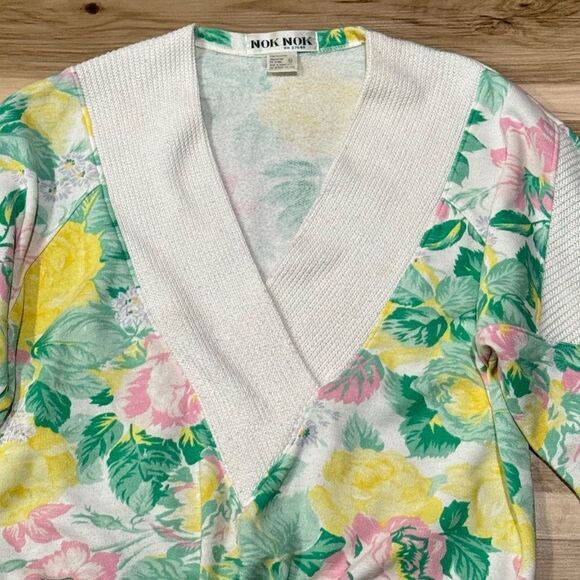 Vintage Nok Nok 80’s V Neck Floral Sweatshirt Women’s Medium - Picture 4 of 4